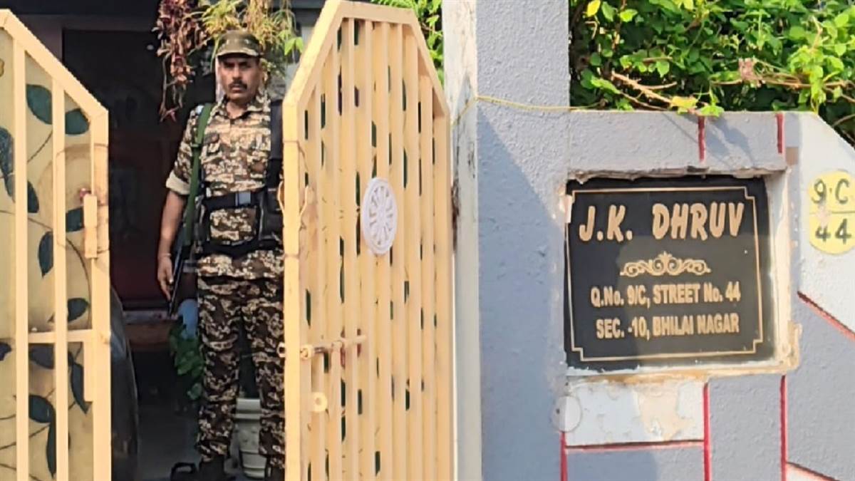 CGPSC घोटाले में ED की एंट्री: पूर्व सचिव ध्रुव,खलखो और पूर्व परीक्षा नियंत्रक वासनिक के ठिकानों पर छापे