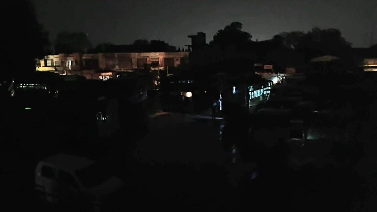 मंदसौर में बारिश और हवा में उड़ गया ‘मेंटेनेंस’: बार-बार बंद होती रही बिजली, अभी से यह हालात तो वर्षा के दिनों में क्या होगा