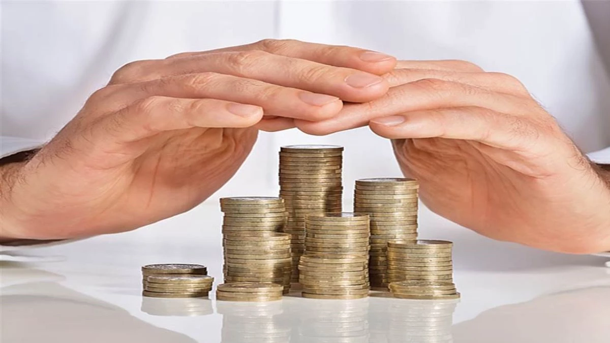 Investment Tips: सोना, शेयर और प्रॉपर्टी… हर निवेश माध्यम के लाभ भी हैं और जोखिम भी