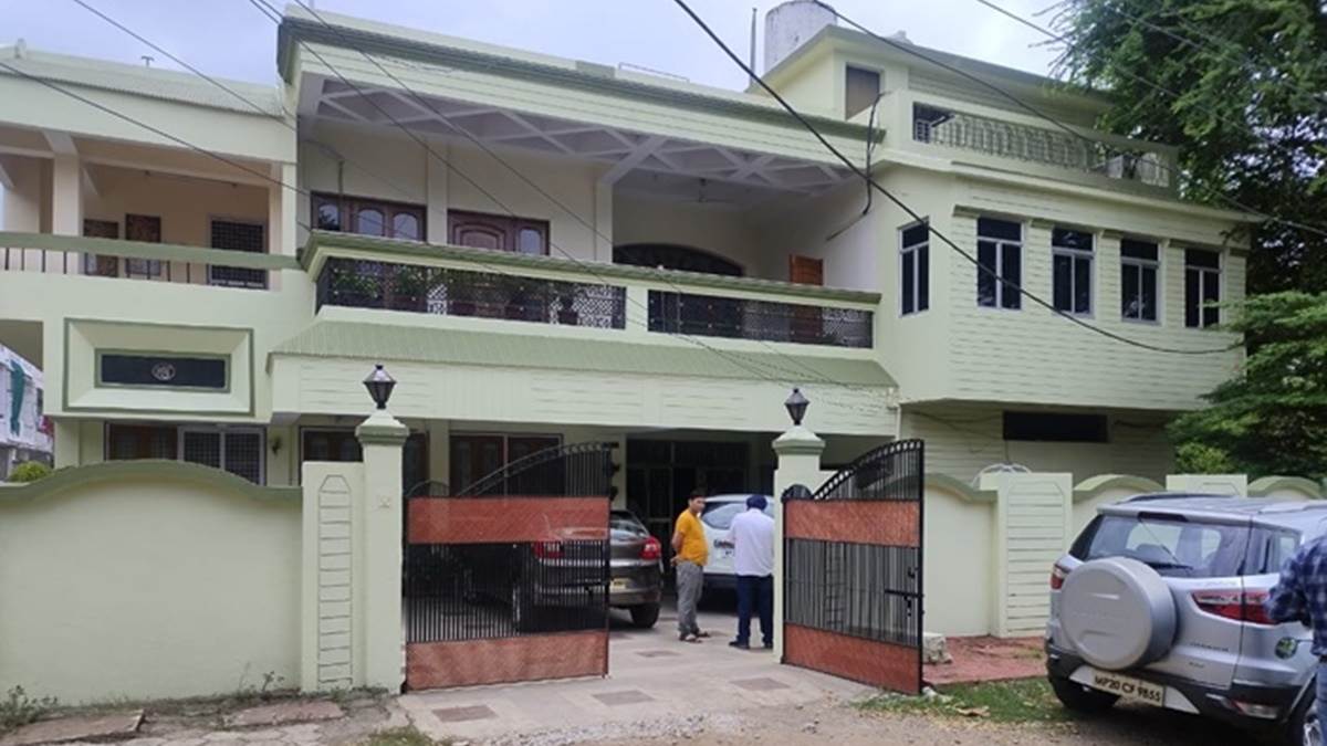 Robbery in Jabalpur नेपियर टाउन में डकैती के बाद अब पुलिस की नजर पास