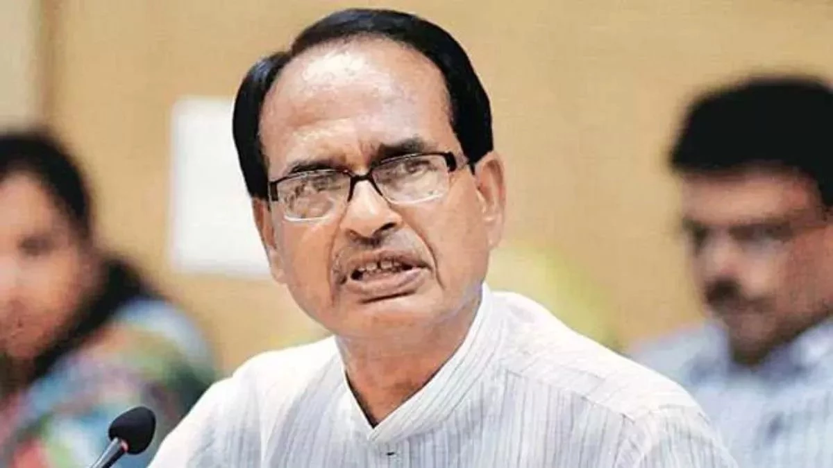 बाढ़ प्रभावितों से मिले Shivraj Singh Chouhan , कहा- सरकार संकट से बाहर निकालेगी