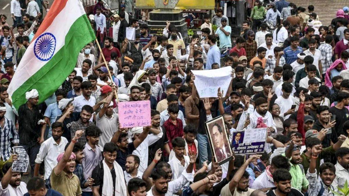 दतिया, बांकीपुर, मंजलपुर उपचुनाव: युवा गुस्से की परीक्षा