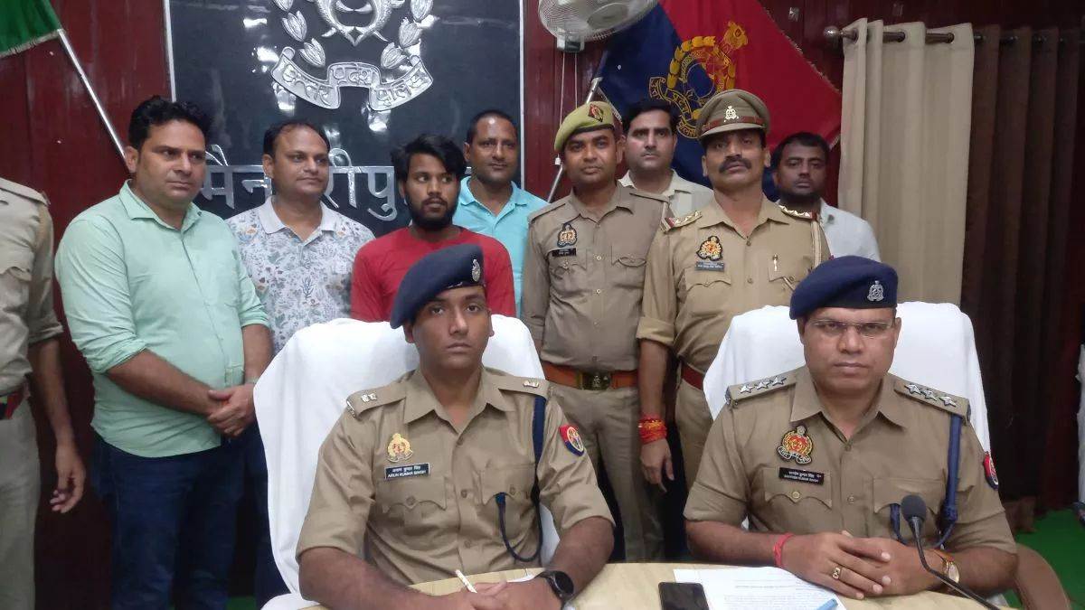 UP Murder: इंस्टाग्राम से दोस्ती फिर अवैध संबंध, 52 वर्षीय महिला की 25 साल के प्रेमी ने की हत्या