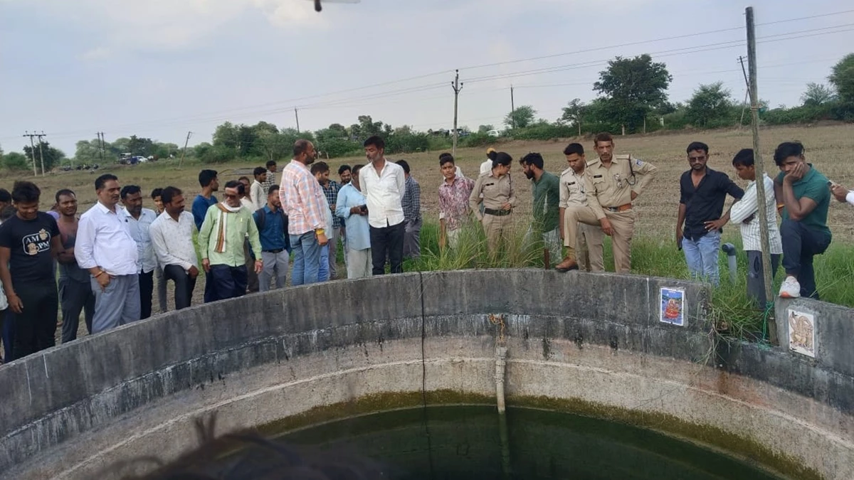 19 माह की बेटी के साथ कुएं में कूदी महिला, दोनों की मौत, मध्‍य प्रदेश के देवास जिले की घटना