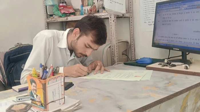 भोपाल में नोटरी करने वाले केवल 140 वकील, लेकिन शहर में इसके लिए खुले हजार से ज्यादा दफ्तरों से चल रहा फर्जीवाड़ा
