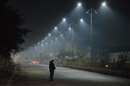 Gwalior cold news: रात में ठिठुरन बरकरार, सुबह धुंध छाई, धूप का अहसास कम