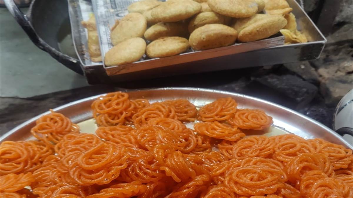 Taste of Jabalpur : संस्कारधानी के भाई-भाई की इमरती व कचौड़ी, गुरुद्वारे के समीप 40 वर्ष से कायम है स्वाद की परम्परा