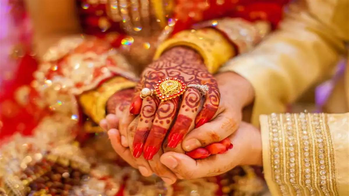 Vivah Muhurat 2023:  नए साल में ये है विवाह के शुभ मुहूर्त, इस लिस्ट को देखकर तय करें तारीख