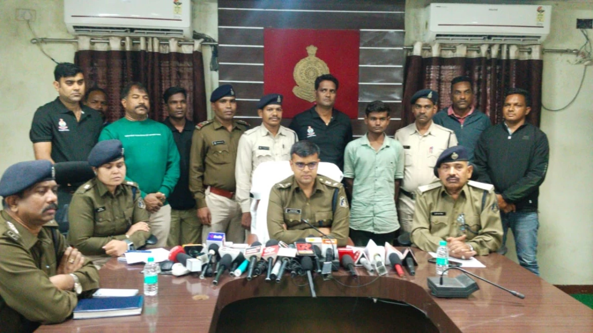 चोर कहने से नाराज होकर कोरबा में कबाड़ बीनने वाले ने मिस्त्री के सिर पर टायलेट सीट पटककर की थी हत्या