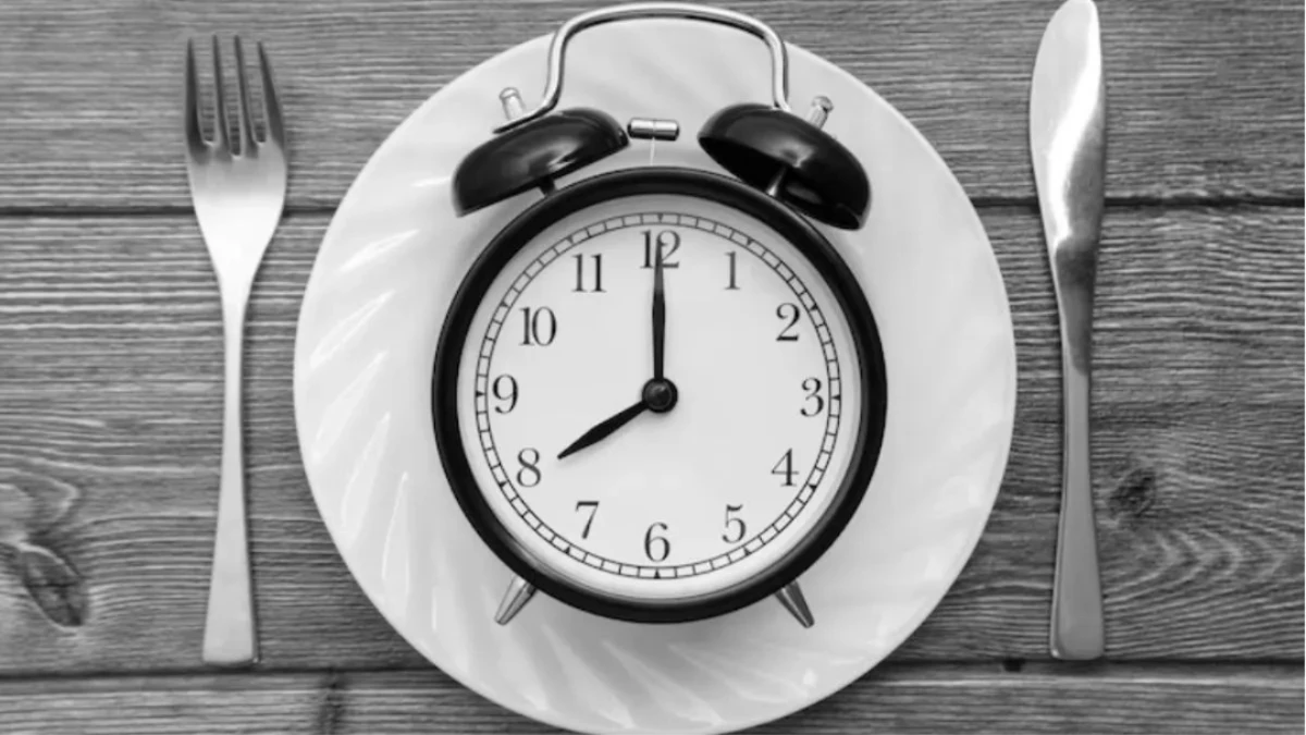 डिनर का टाइम बदलकर देखिए, शरीर में होंगे 6 'जादुई' बदलाव, हो जाएंगे हैरान