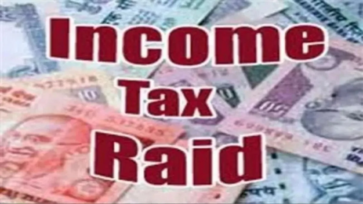इंदौर में भाजपा नेता के होटल पर Income Tax का छापा, महाराष्ट्र से आई टीम ने देर शाम तक खंगाले दस्तावेज