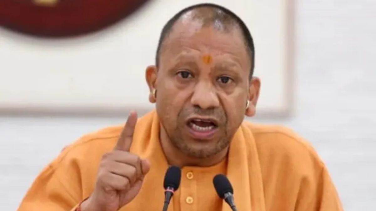 'क्या पुलिस गोली खाने के लिए है? हमने भी तो पुलिस को हथियार दिए हैं' सीएम योगी की अपराधियों को दो टूक चेतावनी