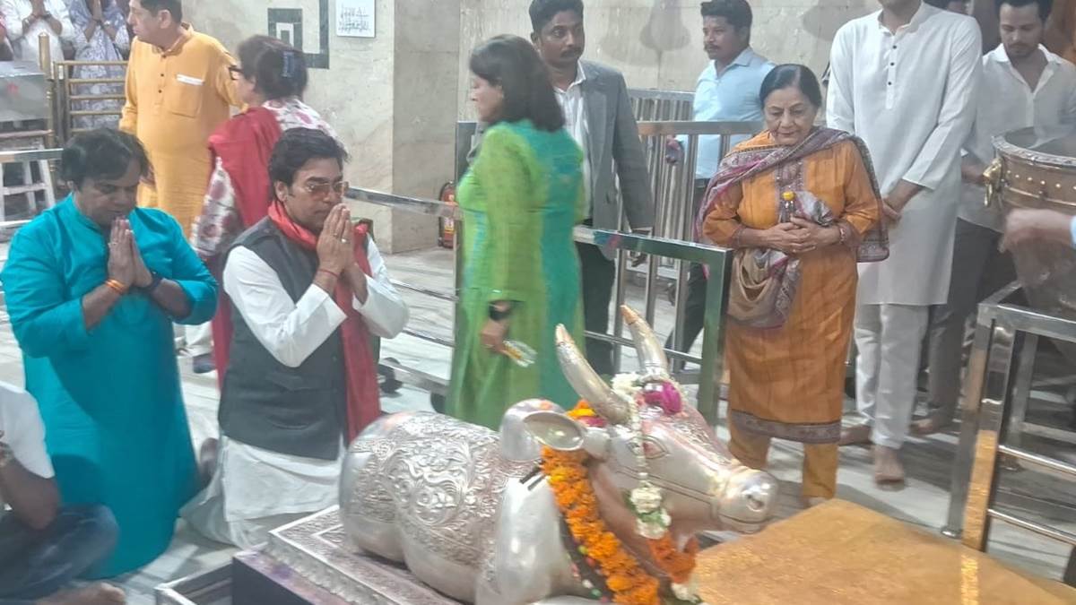 Mahakal Temple Ujjain: अभिनेता आशुतोष राणा ने किए भगवान महाकाल के दर्शन