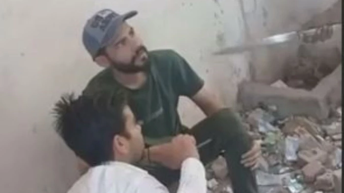 भोपाल में बदमाशों ने चाकू की नोक पर खंडहर में शराब पी रहे युवकों को लूटा, दहशत फैलाने वायरल कर दिया लूट का वीडियो