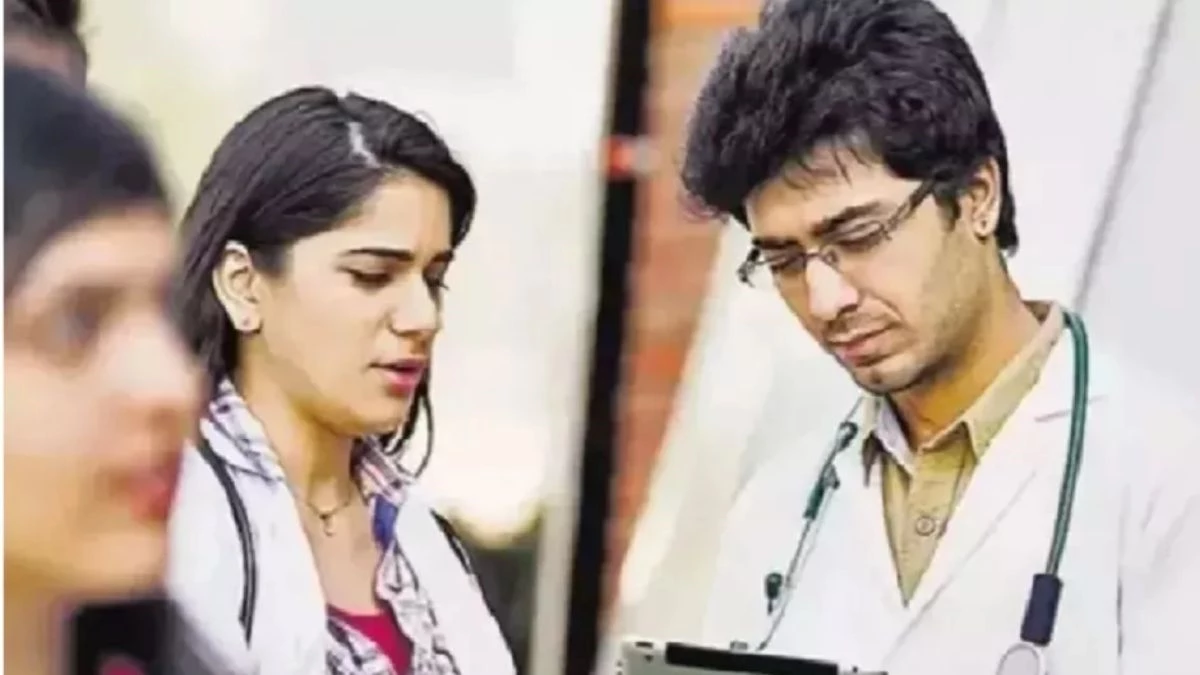 NEET UG Exam 2025: Electricity at examination centers due to rain, future of students in darkness