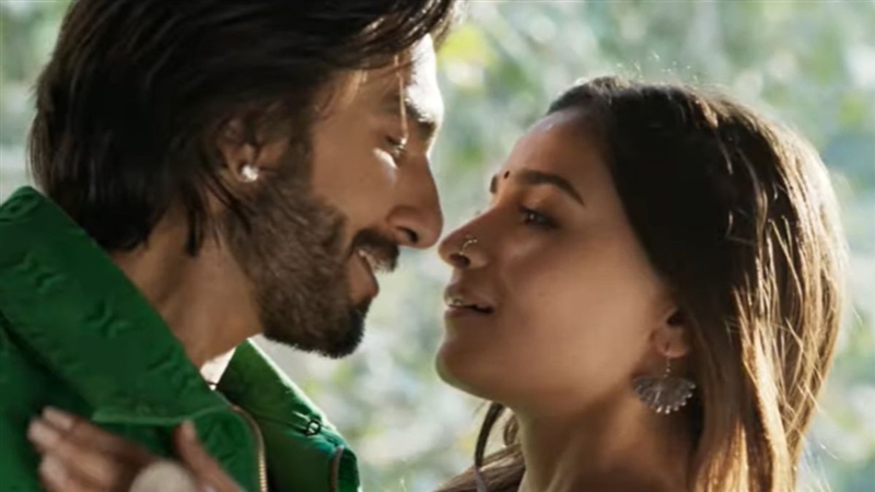 Rocky Aur Rani Ki Prem Kahani Trailer: The trailer of Rocky and Rani’s love story released is full of drama-romance.