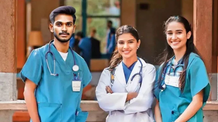 एमबीबीएस-बीडीएस दाखिले की प्रक्रिया शुरू, 5 अगस्त से रजिस्ट्रेशन, जानिए सीट अलॉटमेंट और एडमिशन का पूरा शेड्यूल