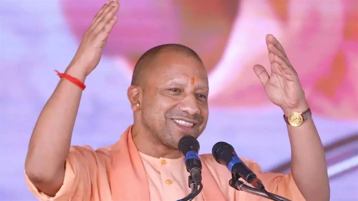 यूपी के शि‍क्षकों को बड़ी सौगात, योगी सरकार ने जारी क‍िया ये आदेश