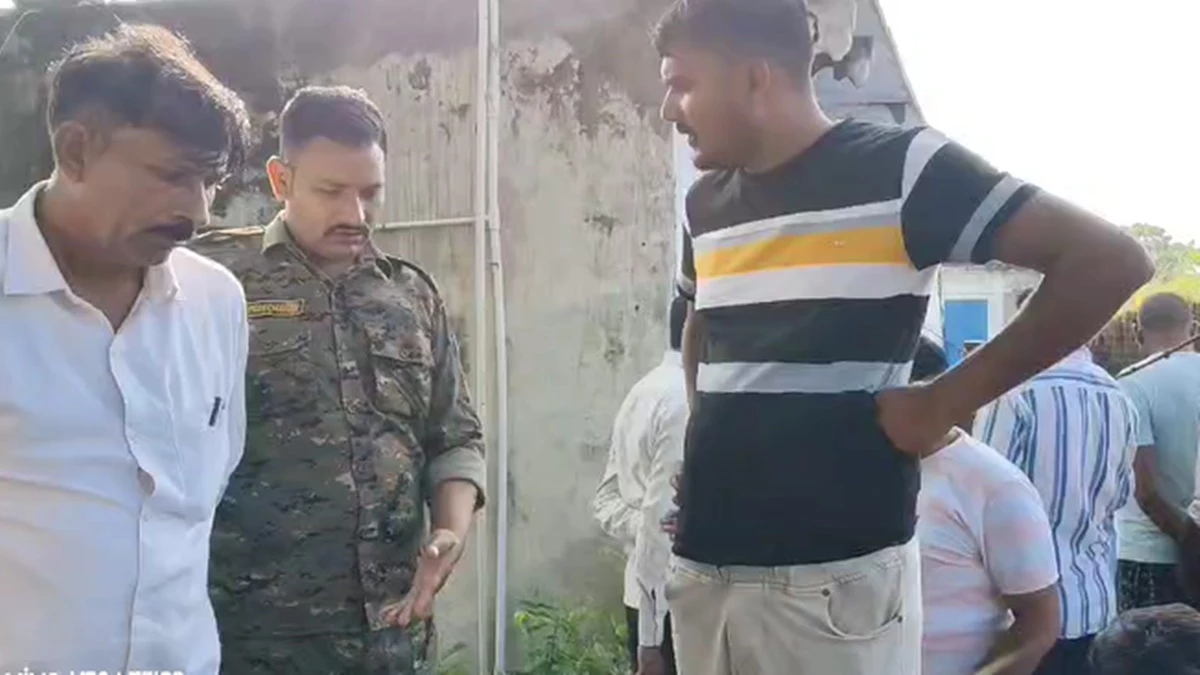 मुरैना जिले के तोर गांव में खटिया पर मिली लाश, हत्या या खुदकुशी पुलिस जांच में जुटी