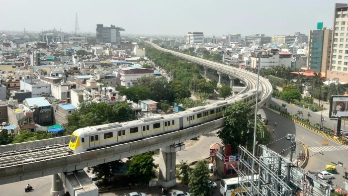 इंदौर मेट्रो में सुपर कॉरिडोर से रेडिसन चौराहे के बीच शनिवार से सफर करेंगे शहरवासी