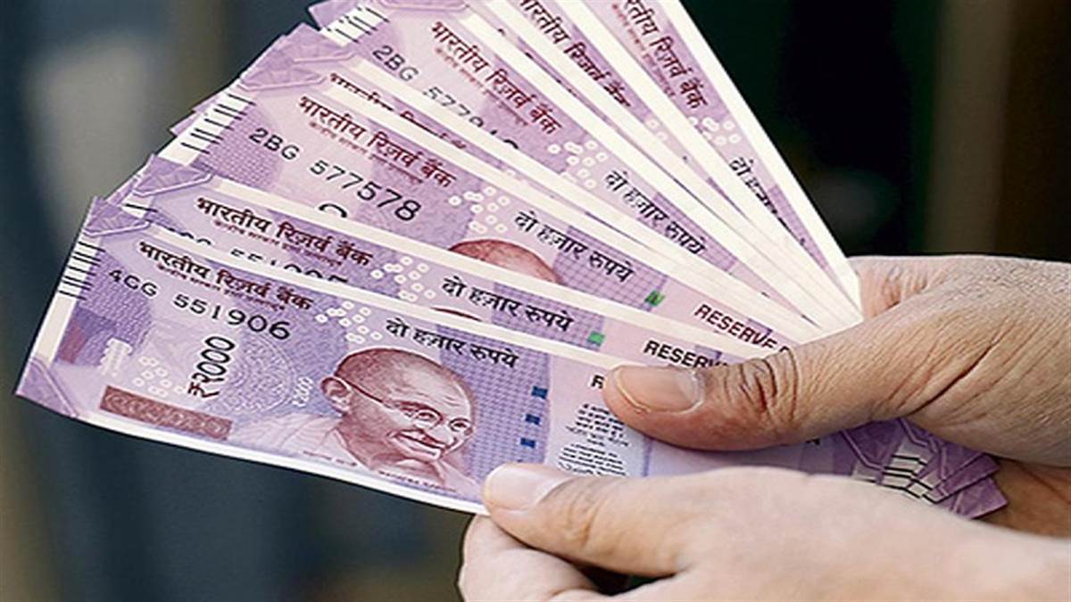 NPS Pension: इस सरकारी योजना में निवेश करें, हर महीने 50 हजार रुपये पेंशन व टैक्स बचाएं