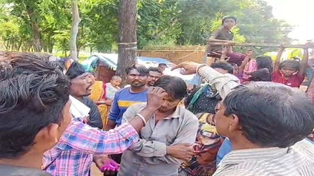 तिलक लगाकर गंगा जल पिलाया तब हुआ पत्नी का अंतिम संस्कार, धमतरी में चार साल पहले ईसाई बना था परिवार