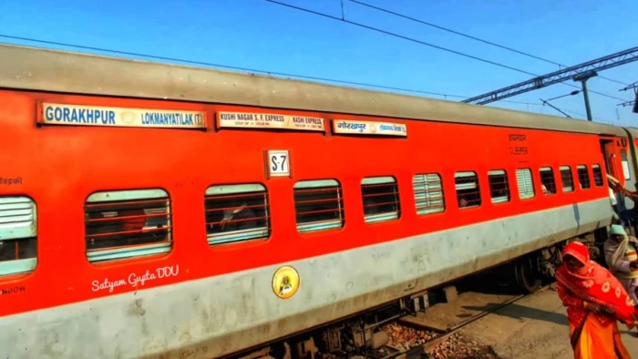 काशी एक्सप्रेस से महिला गायब होने से मचा हड़कंप! निकली अफवाह, इटारसी में उतरकर खुद चली गई थी मायके