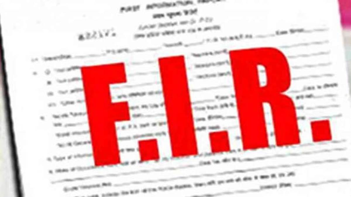 भाजपा मंडल अध्यक्ष ने रास्ता रोक पीटा फिर जान से मारने की धमकी दी ... विवाद के बाद पिता ने दागी गोली, पुत्र भर्ती