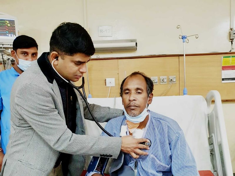 रायपुर के आंबेडकर अस्पताल के डाक्टरों ने हृदय के तीनों वाल्ब का एक साथ किया सफल आपरेशन