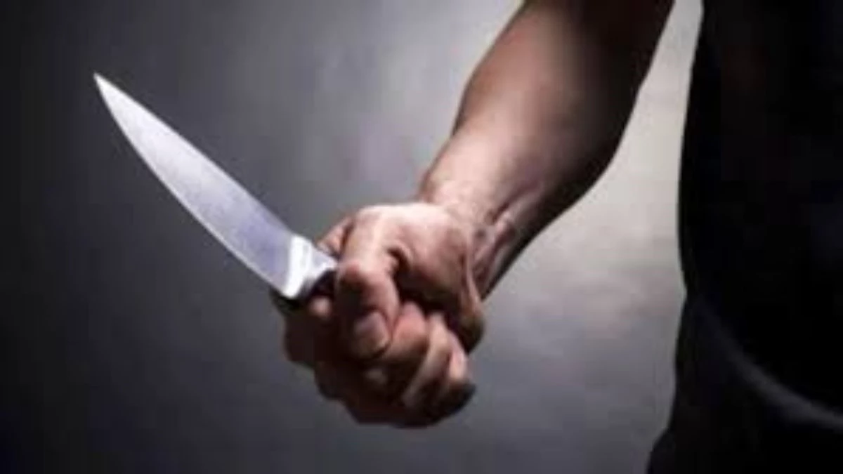 इंदौर में पत्नी और बच्चों को ले गया मुस्लिम युवक, पति ने बात की तो चाकू से कर दिया हमला