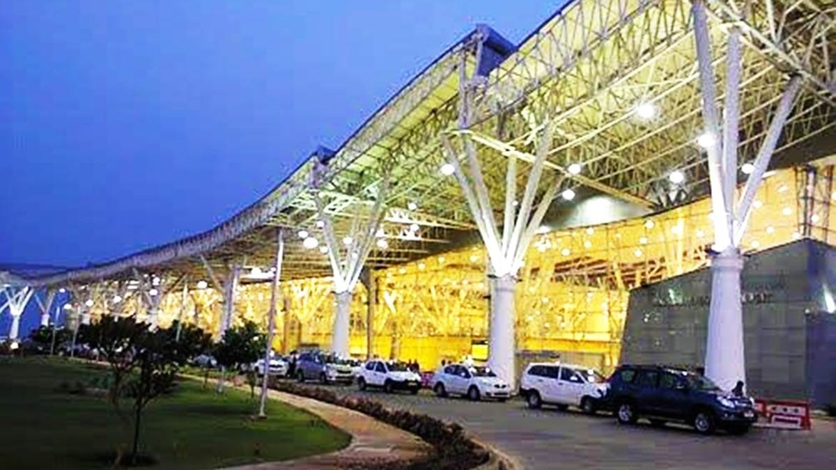 Raipur Airport रायपुर एयरपोर्ट में एक साथ खड़े हो सकेंगे 13 विमान, चार पार्किंग-वे और बनाने की तैयारी