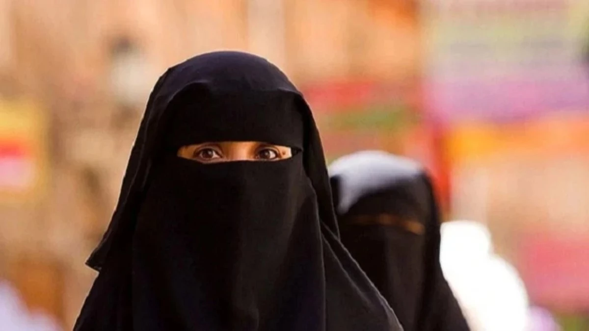 उज्जैन से लापता हिंदू किशोरी इंदौर में बुर्के में मिली, नाबालिग लड़के पर दुष्कर्म का केस दर्ज