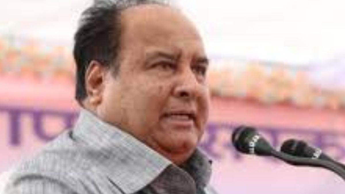 Lok Sabha Election 2024: मध्‍य प्रदेश में कांग्रेस को फिर झटका, कमल नाथ के खास दीपक सक्सेना आज भाजपा में हो सकते हैं शामिल