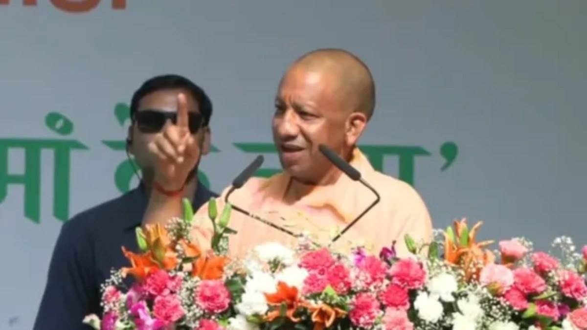 'हमने घर-घर नल पहुंचाया और कोई टोंटी चुरा रहा है...' जल संरक्षण पर सीएम योगी का बयान
