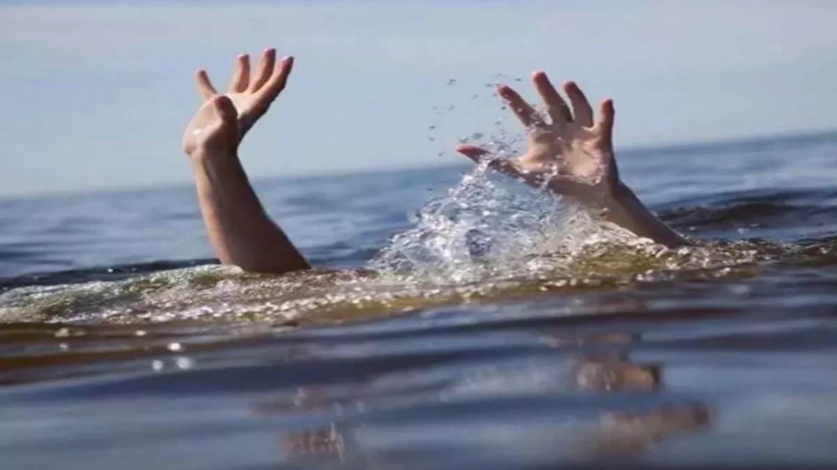गुजरात में मध्य प्रदेश के मजदूर परिवार पर टूटा दुखों का पहाड़, राजकोट में झील में डूबने से तीन मासूमों की मौत