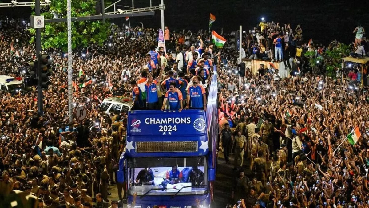 Workforce India Victory Parade: टीम इंडिया की विजय परेड के दौरान मुंबई में कई फैंस घायल, कुछ की हड्डियां टूटी, मौके पर नजर आया ऐसा मंजर