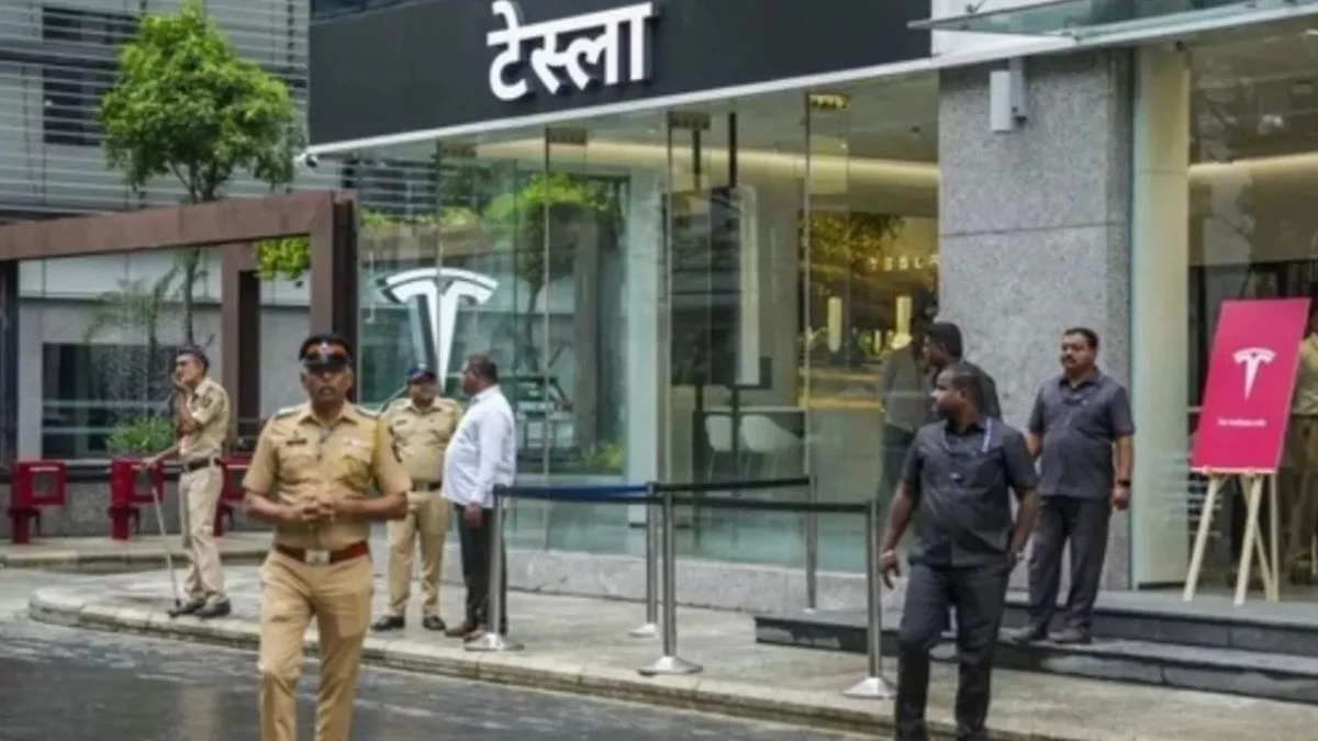 Tesla का दिल्ली में भी लॉन्च होगा शोरूम... जानिए डेट, पूरा पता सहित सभी डिटेल्स