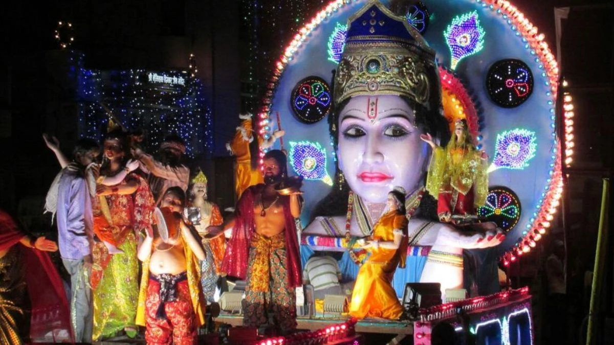 90 साल पुरानी परंपरा, राजनांदगांव में छह सितंबर को निकलेंगी 34 मनमोहक झांकियां, ‘ऑपरेशन सिंदूर’ पर टिकेंगी निगाहें