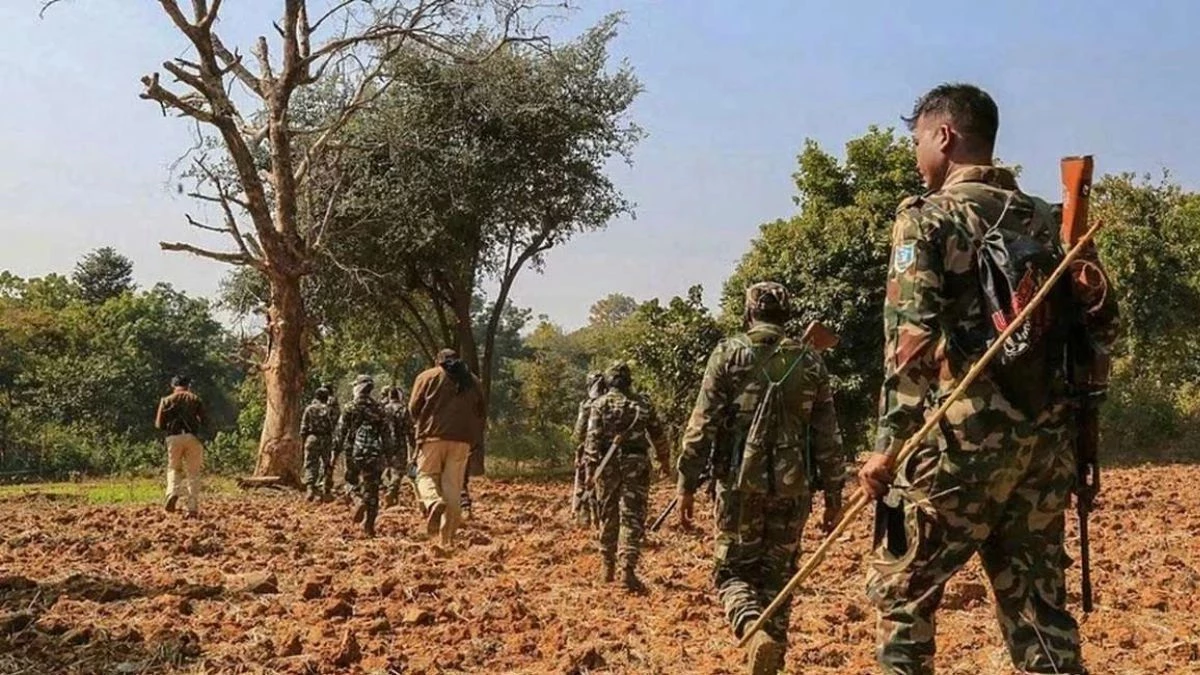 Maoist Encounter: नारायणपुर-अबूझमाड़ इलाके में बड़ी मुठभेड़, सुरक्षाबलों ने बरामद किए छह माओवादियों के शव