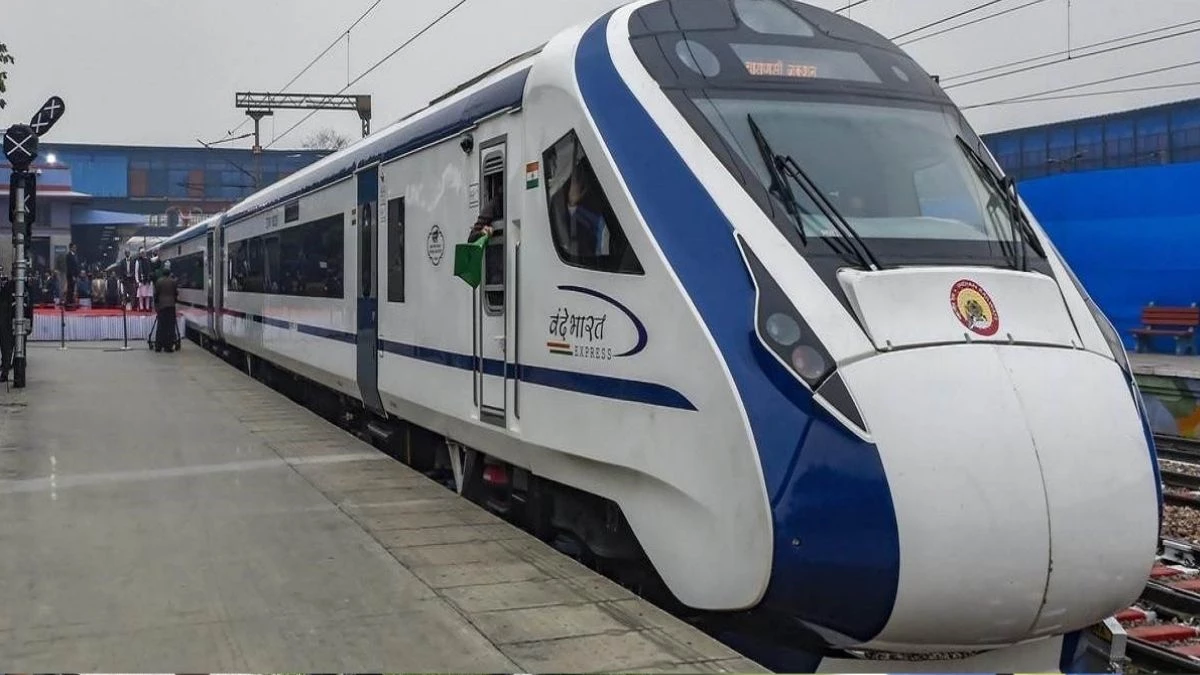 Train Cancelled: अक्टूबर में बिलासपुर-इंदौर नर्मदा एक्सप्रेस सहित 26 ट्रेनें कैंसिल, दीवाली पर घर जाने से पहले देखें लिस्ट