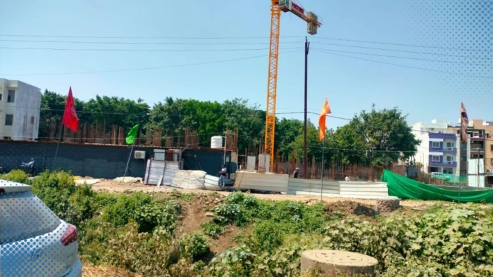 इंदौर में मां-बेटी के नाले में गिरने के बाद जागा नगर निगम, दोनों तरफ बनेगी रिटेनिंग वॉल, स्ट्रीट लाइटें करेंगे चालू