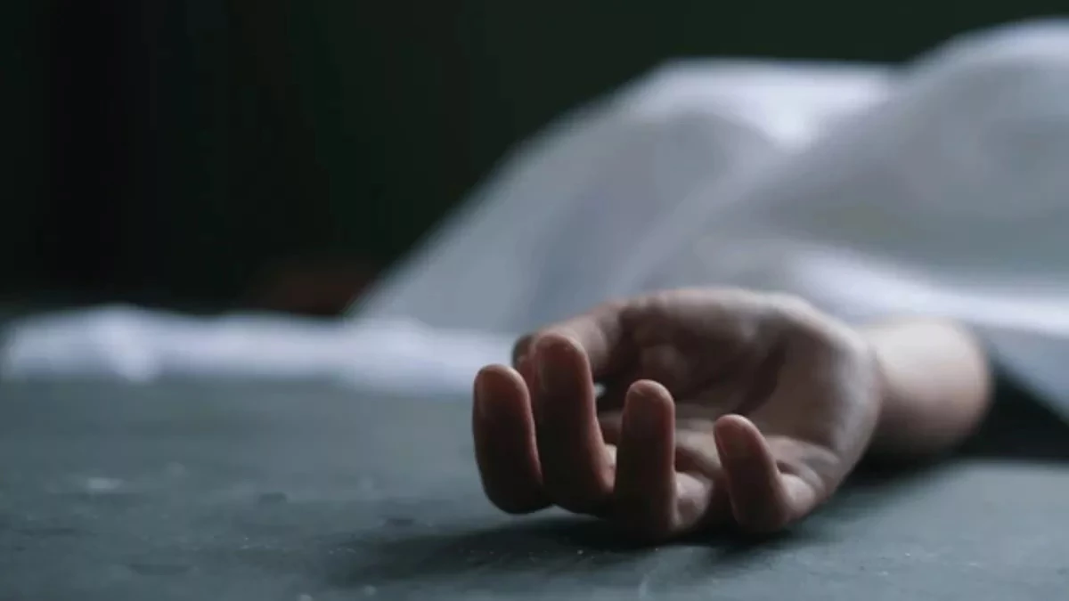 जबलपुर में तीन दिन से घर के अंदर पड़ी थी महिला की लाश, हाथ पर मिला कार्तिक-अंजू नाम का टैटू