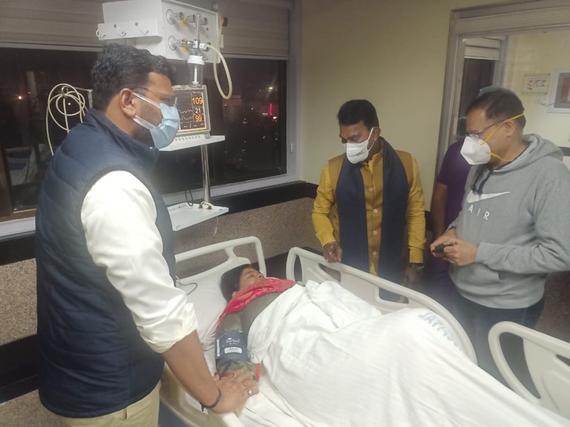 मध्‍य प्रदेश की मंत्री ऊषा ठाकुर को इंदौर के निजी अस्‍पताल में आइसीयू में किया भर्ती