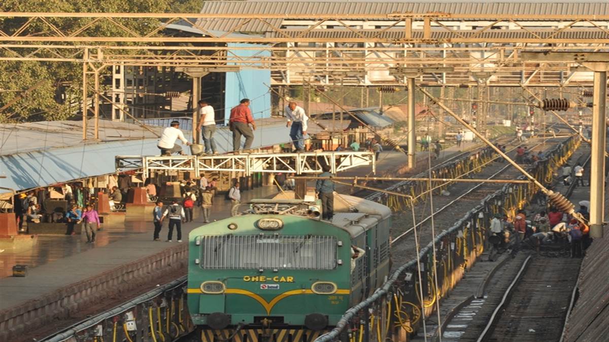 Bilaspur Railway News: जोन में 206 ट्रैक किमी रेल लाइन इलेक्ट्रिक, अब 50 किमी ही शेष