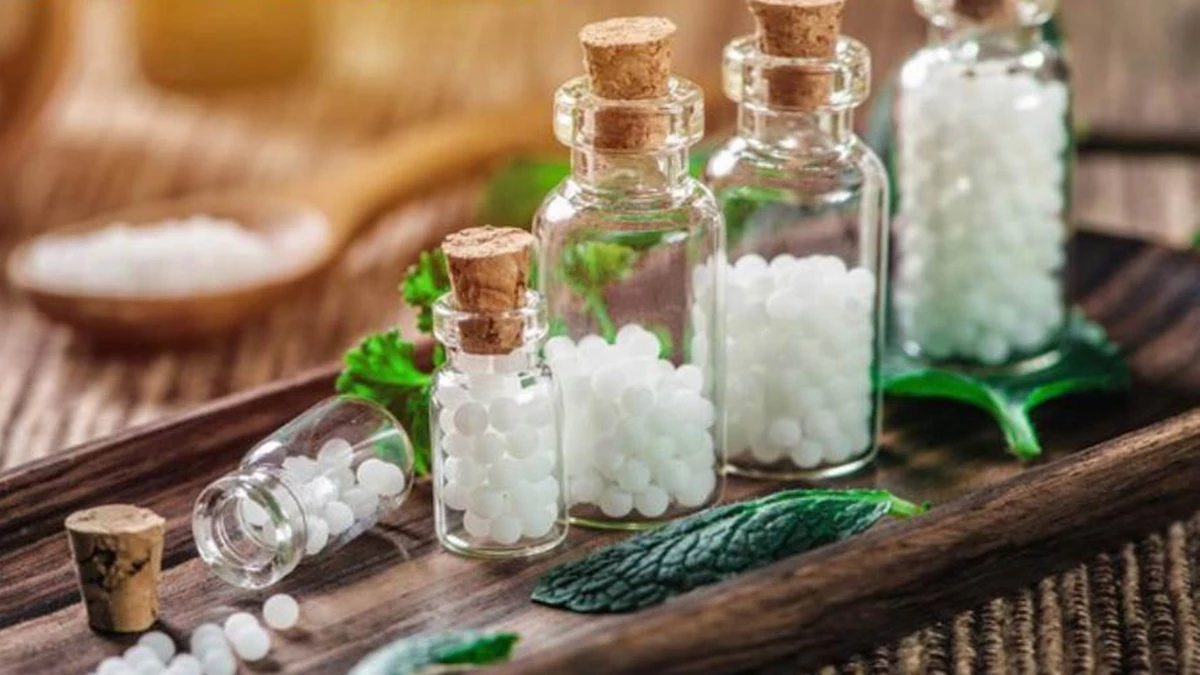 होम्योपैथिक दवाओं ने बुजुर्गों को दी नई जिंदगी, चलने में होने वाली मुश्किल हुई खत्म