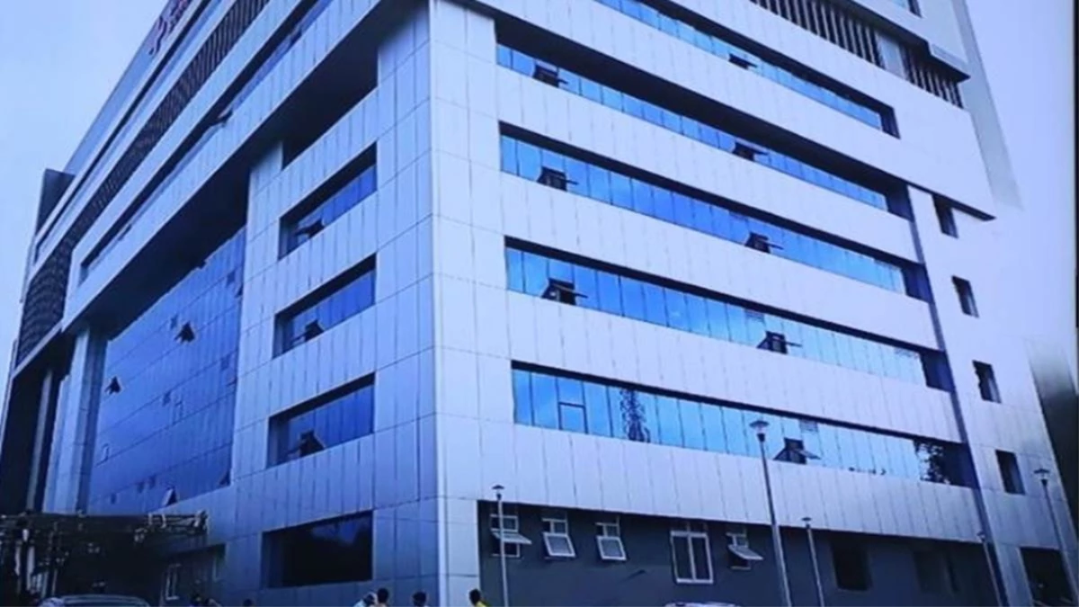 Indore Water Crisis: भागीरथपुरा के गंभीर मरीजों को निजी अस्पतालों में किया जा रहा शिफ्ट, सरकारी दावों की खुली पोल