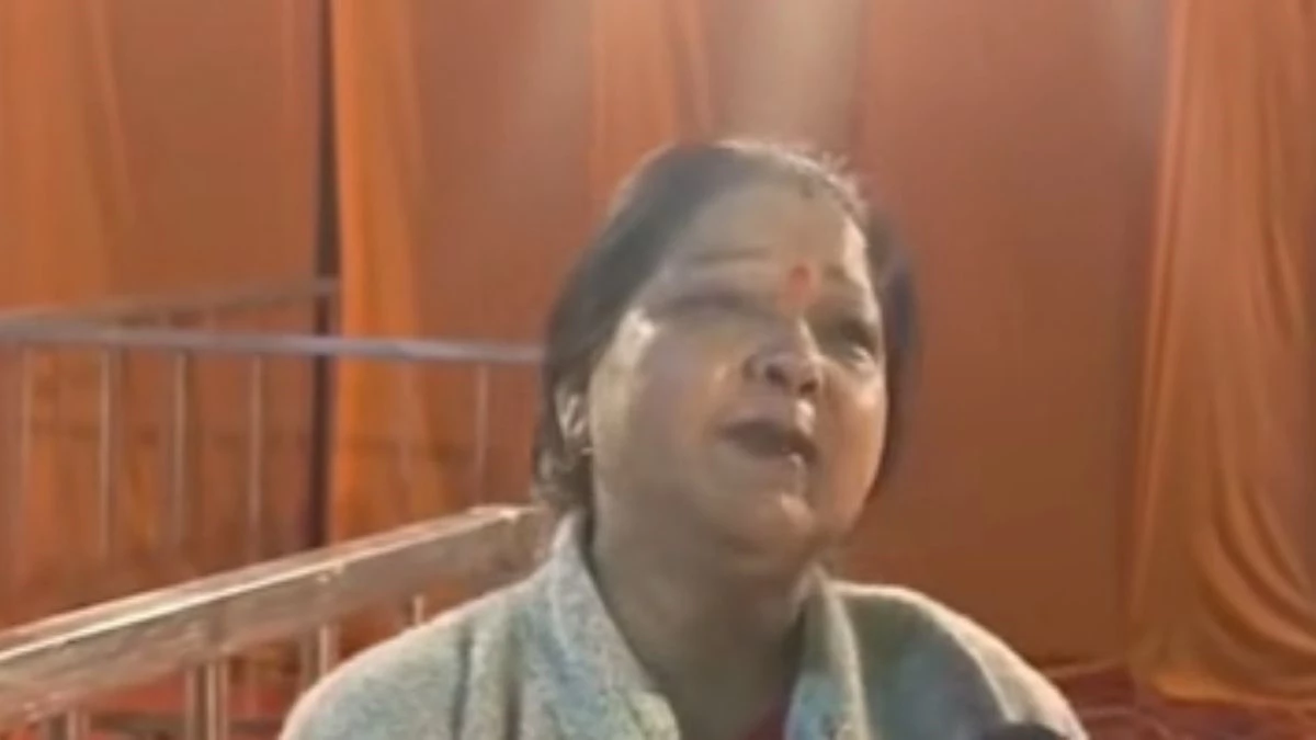 'मैं भाजपा कार्यकर्ता हूं... मैंने तीन मर्डर किए, पुलिस अफसर सब जानते हैं' CM का काफिला रोकने वाली महिला का Video Viral