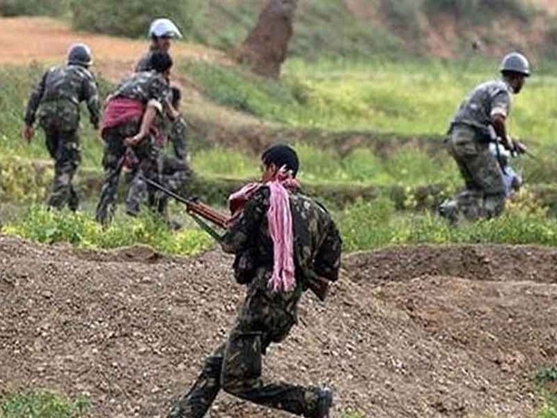 Dantewada Naxal News: दंतेवाड़ा में सुरक्षा बल के जवानों और नक्‍सलियों की बीच मुठभेड़