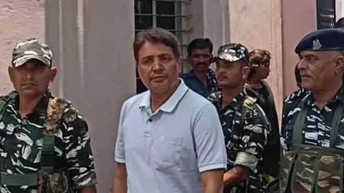 Raipur News: ईडी की गिरफ्त में रायपुर महापौर के बड़े भाई अनवर ढेबर भेजे गए  चार दिन के रिमांड पर - Anwar Dhebar Arrested Raipur mayors elder brother Anwar  Dhebar in ED