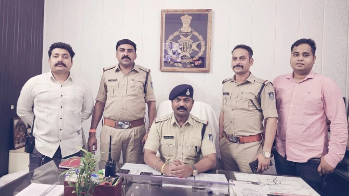 छिंदवाड़ा से साढ़े पांच लाख रुपये लेकर फरार आरोपित चंडीगढ़ से गिरफ्तार